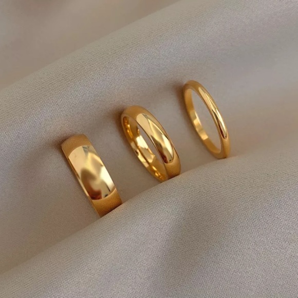 NEW 18K GOLD KNUCKLE ENGAGEMENT UNISEX RING, CUTE RING, SHINY RING. - Picture 2 of 5